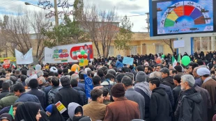حضور پرشورکارمندان آموزشکده ملی مهارت دختران میبد در راهپیمایی ۲۲ بهمن ماه1403

 14