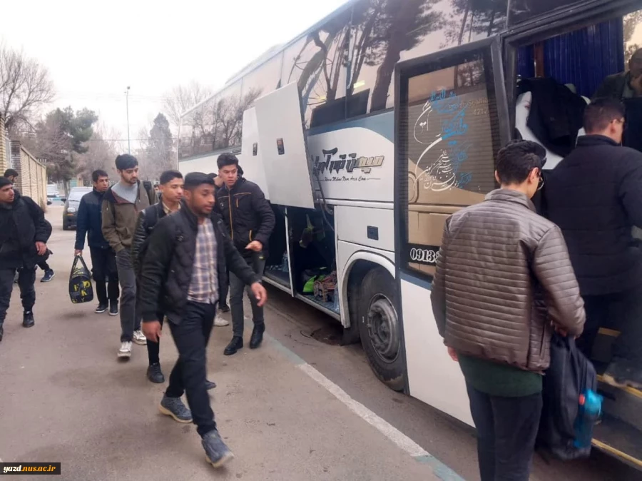 اعزام کاروان راهیان نور دانشجویان دانشگاه ملی مهارت استان یزد به مناطق عملیات جنگی 2