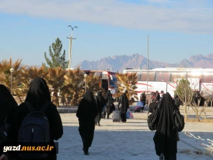 اعزام کاروان راهیان نور دانشجویان آموزشکده ملی مهارت دختران میبد به مناطق عملیاتی جنوب
 4