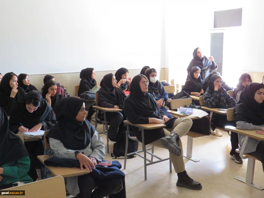برگزاری کارگاه آموزشی متفکر خلاق
 12