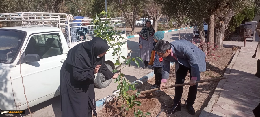 روز درختکاری در آموزشکده دختران حضرت رقیه(س) یزد 2