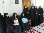 دیدارریاست و جمعی از کارکنان آموزشکده ملی مهارت دختران میبد با خانواده شهیدمحمد حسین محمدی
 9