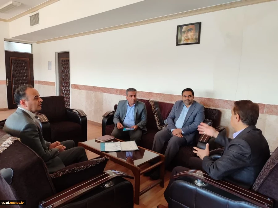 برگزاری جلسه ریاست دانشگاه ملی مهارت استان یزد با نماینده اداره کل نوسازی مدارس 3