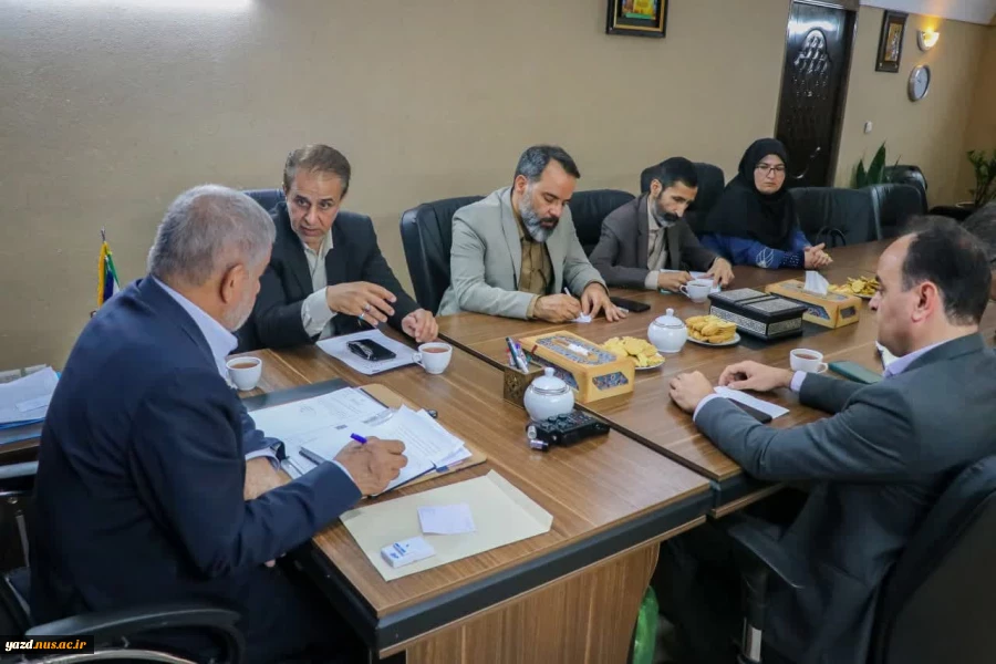 دیدار رئیس و معاونین دانشگاه ملی مهارت استان یزد با نماینده استان در مجلس شورای اسلامی 4