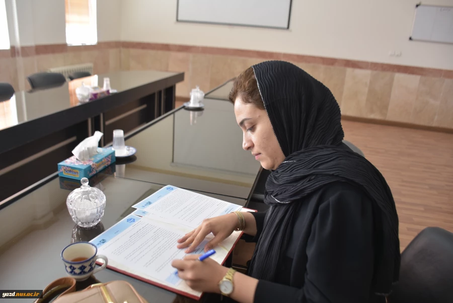 انعقاد تفاهمنامه همکاری بین دانشگاه ملی مهارت واحد استان یزد و شرکت «طراحان آینده راه‌آرا» 5