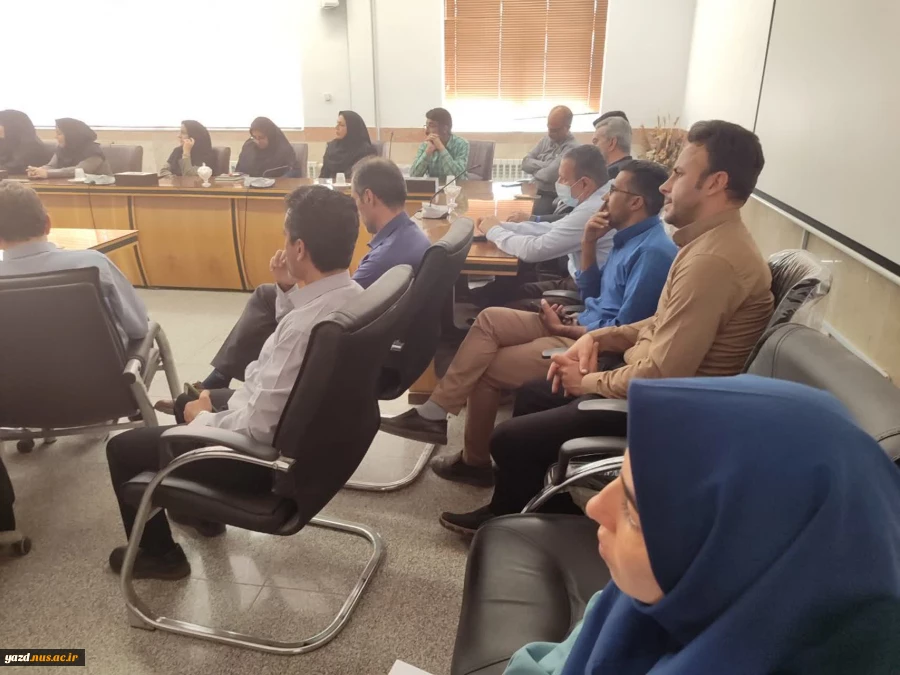 تشکیل جلسه شورای اداری دانشگاه ملی مهارت استان یزد؛ تاکید بر آغاز سال تحصیلی 7