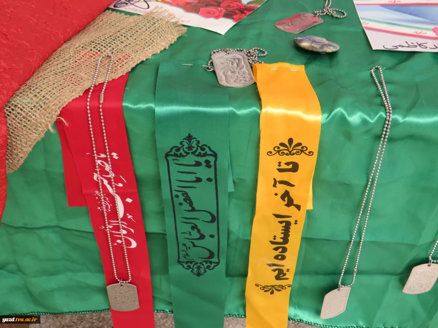 فضاسازی آموزشکده ملی مهارت دختران میبد به مناسبت هفته دفاع مقدس
 7