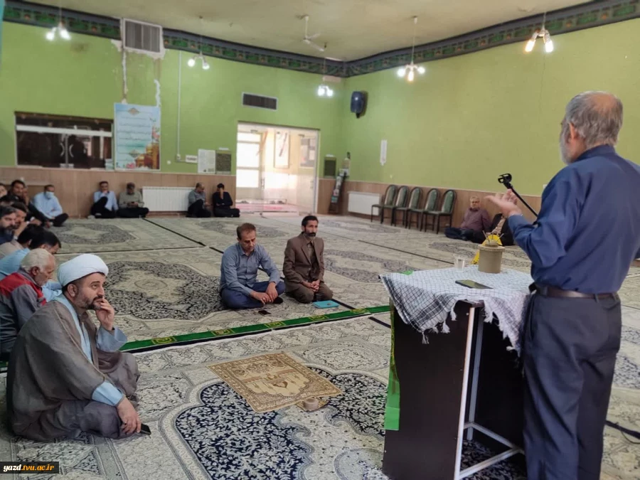 مراسم گرامیداشت هفته دفاع مقدس در دانشگاه ملی مهارت استان یزد 2