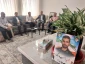 تجدید میثاق دانشگاه ملی مهارت یزد با آرمان‌های شهدا در هفته دفاع مقدس: دیدار با خانواده شهید “امید رحیمی”