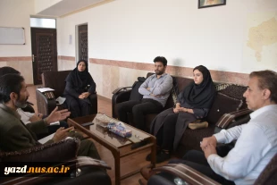 برگزاری جلسۀ بررسی روش‌های بهره‌برداری از ظرفیتهای قانون جهش تولید دانش‌بنیان و بویژه اعتبار مالیاتی صنایع و کارخانجات در دانشگاه ملی مهارت استان یزد 4