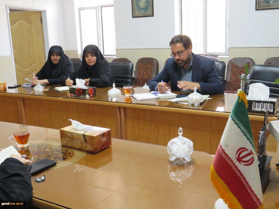 برگزاری مراسم تودیع و معارفه فرمانده بسیج دانشجویی آموزشکده ملی مهارت دختران میبد 4