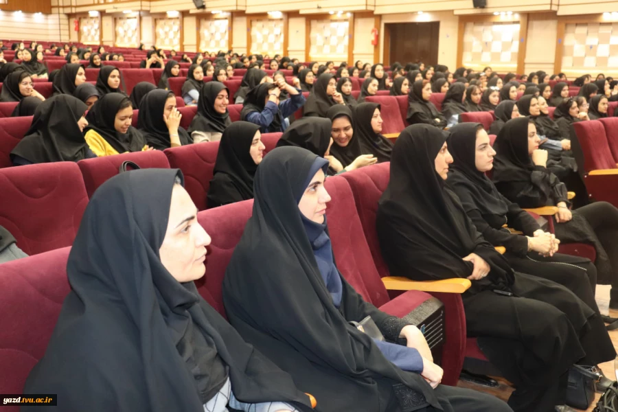 برگزاری جشن استقبال از دانشجویان نوورود آموزشکده ملی مهارت دختران یزد در آستانه ولادت حضرت زینب (س)
 5