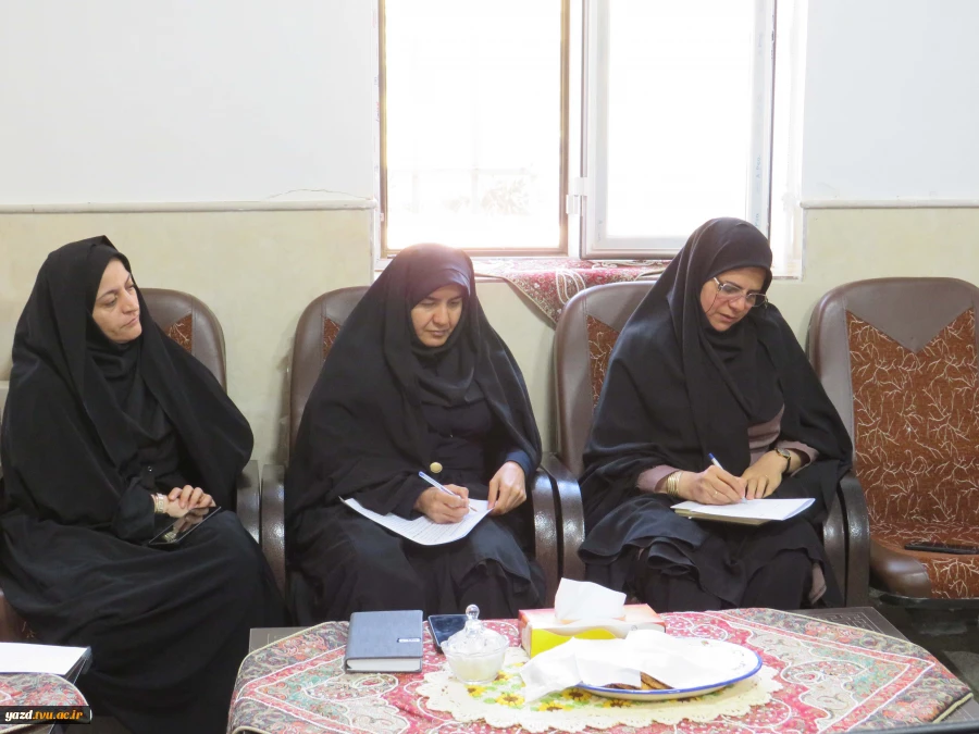 برگزاری جلسه شورای فرهنگی درآموزشکده ملی مهارت دختران میبد
 2