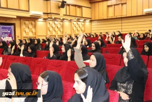 برگزاری جلسه توجیهی دانشجویان نوورود آموزشکده ملی مهارت دختران یزد - حضرت رقیه(س)
 2