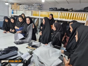 بازدید دانشجویان دانشگاه ملی مهارت (واحد دختران میبد) از شرکت کیان جامه یزد
 6