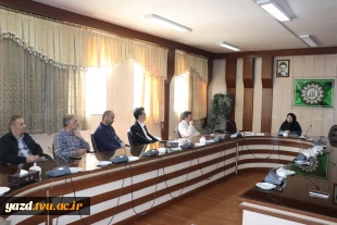 برگزاری جلسه شورای اداری کارکنان آموزشکده ملی مهارت دختران یزد - حضرت رقیه (س) در پردیس دختران امام علی (ع)
 3