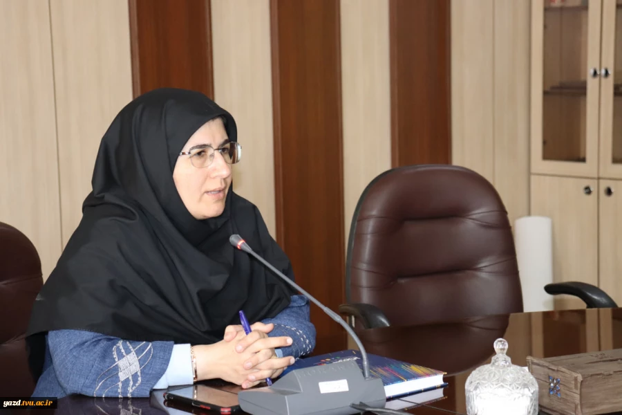 برگزاری جلسه شورای اداری کارکنان آموزشکده ملی مهارت دختران یزد - حضرت رقیه (س) در پردیس دختران امام علی (ع)
 4