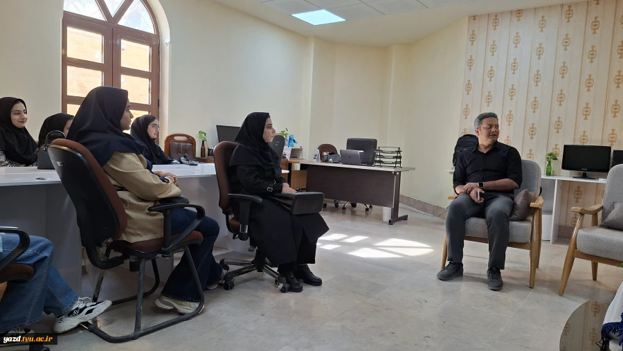 بازدید تخصصی دانشجویان رشته فناوری اطلاعات (IT)
 6