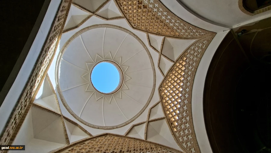 بازدید تخصصی دانشجویان رشته فناوری اطلاعات (IT)
 10