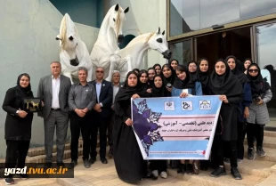 حضور دانشجویان دانشگاه ملی مهارت واحد دختران میبد در جشنواره زیبایی اسب اصیل عرب کشور
 6