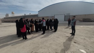 بازدید دانشجویان آموزشکده ملی مهارت دختران میبد از کارخانه کاشی ایفا سرام
 2