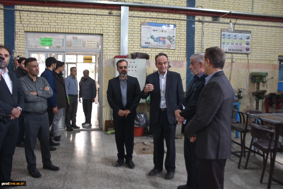 بازدید دکتر جوکار از دانشگاه ملی مهارت استان یزد و بررسی ظرفیت‌ها و چالش‌های آموزشی و مهارتی 2