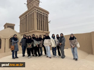 بازدید دانشجویان معماری آموزشکده ملی مهارت دختران یزد – حضرت رقیه (س) از آثار تاریخی ابرکوه
 2
