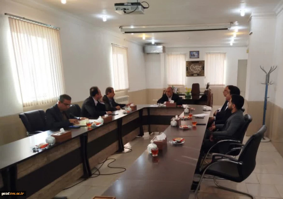 بازدید نماینده بافق در مجلس شورای اسلامی به همراه ریاست دانشگاه ملی مهارت استان یزد از آموزشکده بافق 6