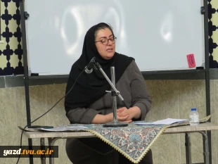 سخنرانی مهندس آسا در آموزشکده ملی مهارت دختران میبد
 3