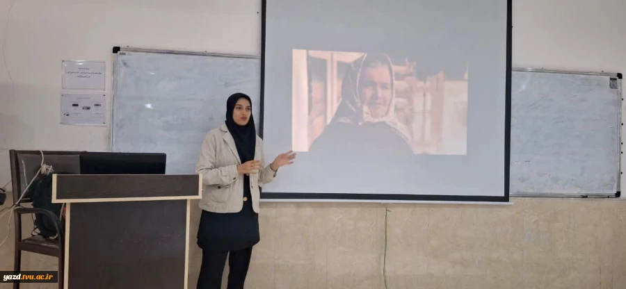 برگزاری رویداد هم‌اندیشی «آینده‌نگری در حوزه گرافیک» در آموزشکده ملی مهارت دختران میبد
 2