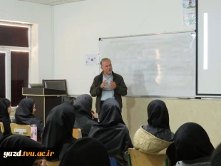 برگزاری رویداد پژوهشی با حضور کارآفران برجسته میبدی در آموزشکده ملی مهارت دختران میبد
 4