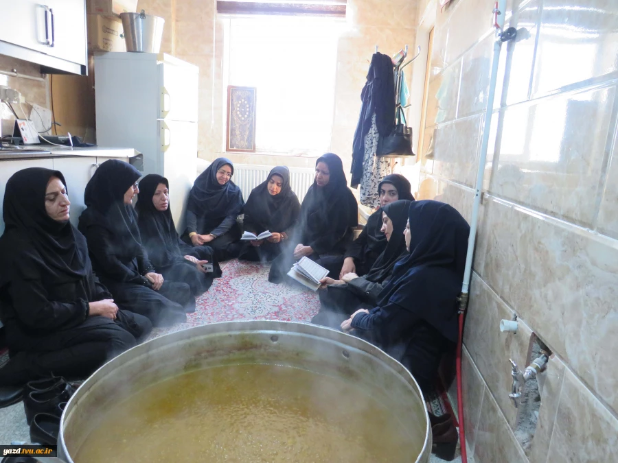 برپایی موکب فاطمی درآستانه شهادت حضرت زهرا(س) در اموزشکده ملی مهارت دختران میبد
 2