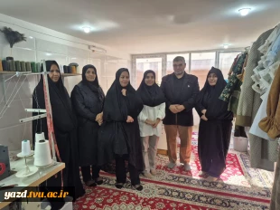 بازدید از کارگاه دانشجویان کارآفرین به مناسبت هفته کارآفرینی در آموزشکده ملی مهارت دختران میبد
 3