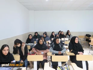 اولین جلسه هم‌اندیشی آینده‌نگری مشاغل مهارتی با رو نمایی از مرکز هدایت شغلی و کاریابی نگین در آموزشکده ملی مهارت دختران میبد 6