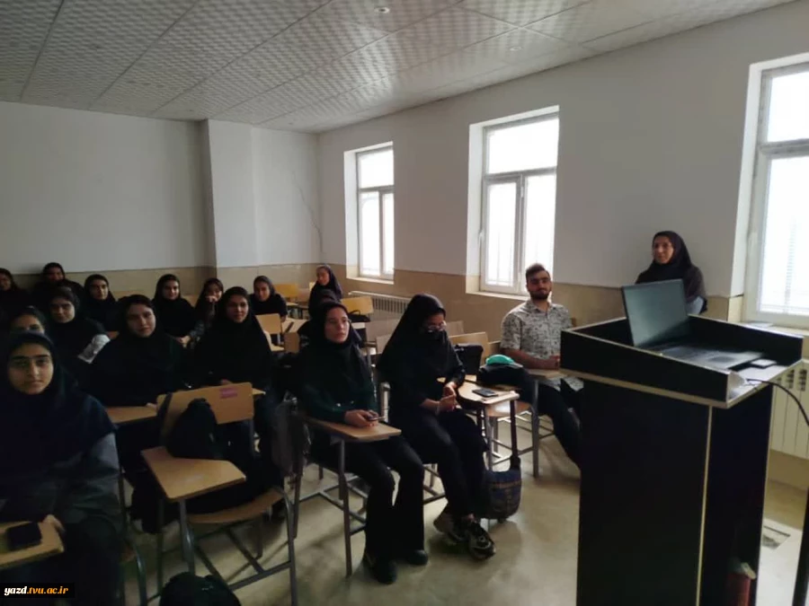 برگزاری کارگاه تخصصی مالیاتی برای دانشجویان حسابداری همزمان با هفته پژوهش
 2