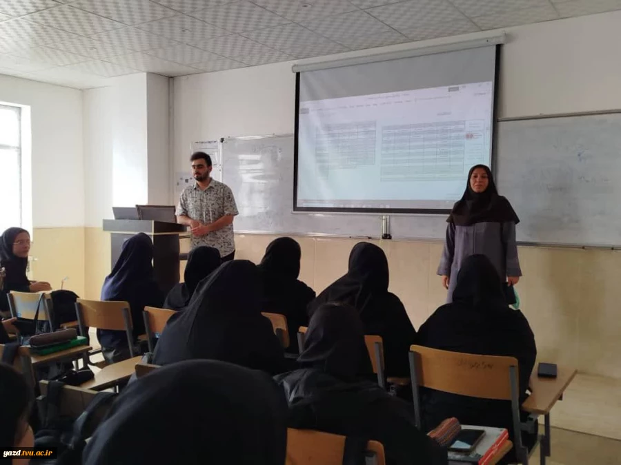 برگزاری کارگاه تخصصی مالیاتی برای دانشجویان حسابداری همزمان با هفته پژوهش
 2