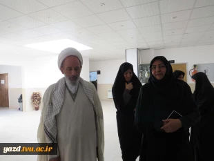 بازدید نماینده نهاد رهبری استان از آموزشکده ملی مهارت دختران میبد
 4