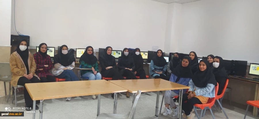 برگزاری سمینار تخصصی "کارآفرینی دیجیتال از صفر" در آموزشکده ملی مهارت دختران میبد
 2