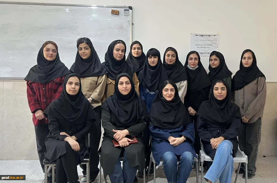 برگزاری ورکشاپ تخصصی NFT با محوریت «از هنر تا بلاک‌چین: فرصت‌ها و چالش‌ها» در آموزشکده ملی مهارت دختران میبد
 3