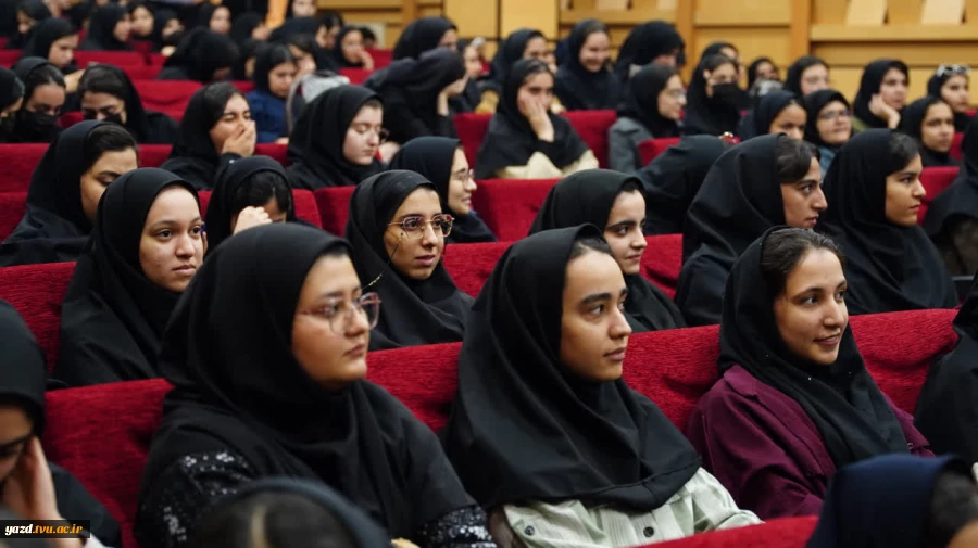 دکتر زمانی در جشن روز دانشجو دانشگاه ملی مهارت واحد استانی یزد:

روز دانشجو نماد بیداری، مسئولیت‌پذیری و مطالبه‌گری قانونمند دانشجویان است 3
