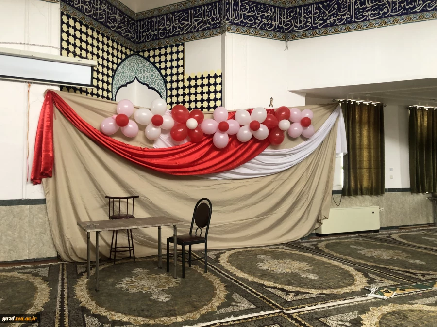 برگزاری جشن میلاد حضرت زهرا سلام الله علیها در خوابگاه شقایق آموزشکده ملی مهارت دختران میبد
 2