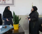 تقدیر از کارآفرینان جوان در مرکز دختران میبد
 4