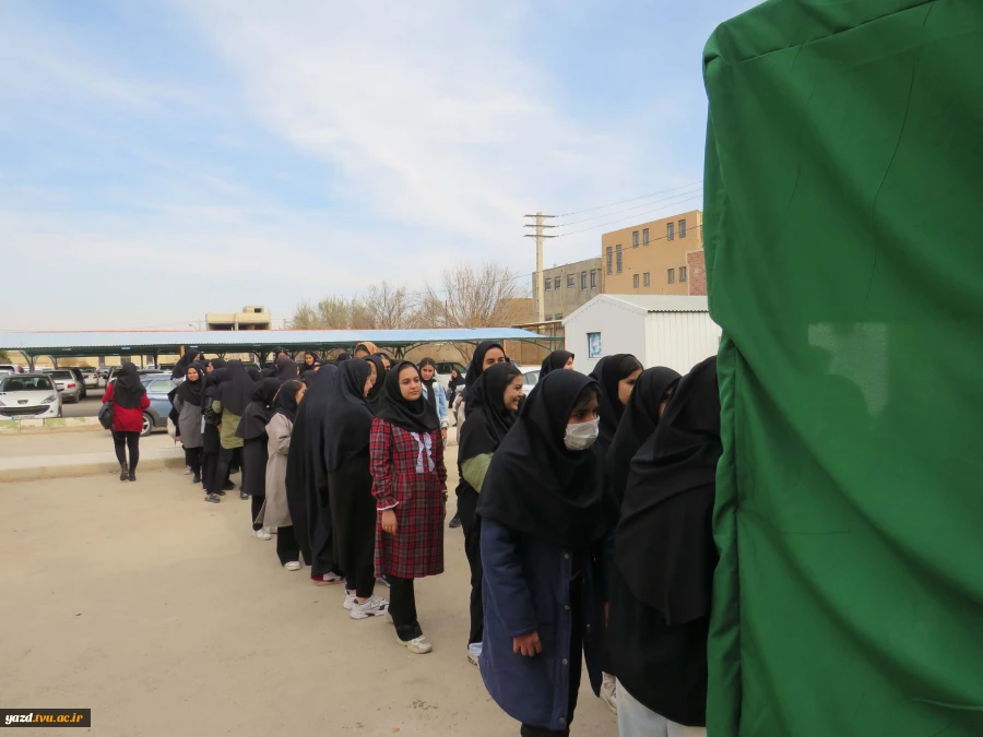 آش متبرک فاطمی؛ پیشکشی از مهر همکاران به نام حضرت زهرا (س) در آموزشکده ملی مهارت دختران میبد
 7