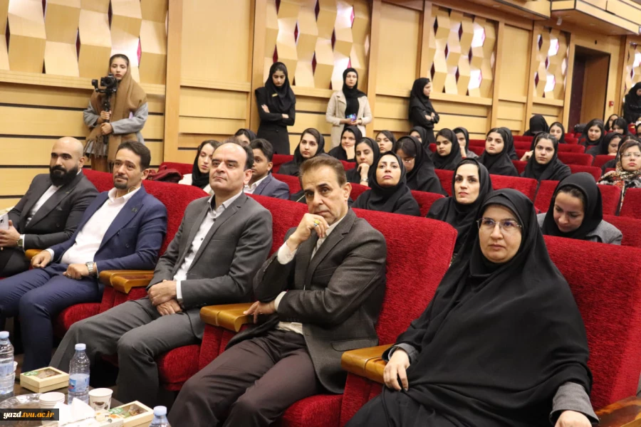 برگزاری مراسم بزرگداشت روز حسابدار به همت انجمن علمی آموزشکده ملی مهارت دختران یزد
 3