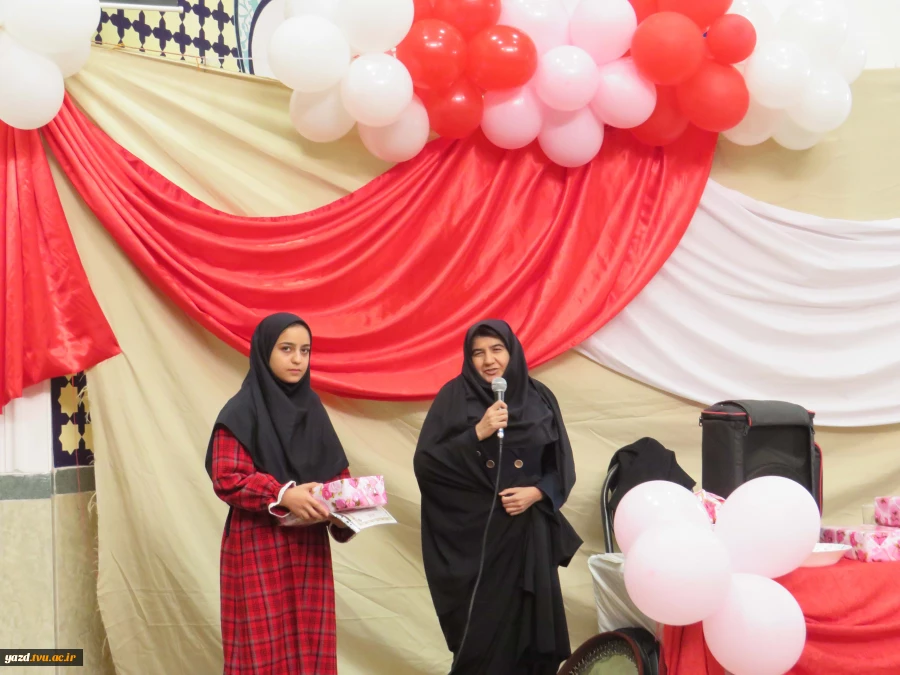 جشن پرشکوه روز دانشجو؛ تلفیقی از آیین، نشاط و پیوند دانشجویی
 2