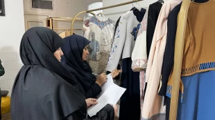 حضور عضو هیئت علمی آموزشکده ملی مهارت دختران میبد در هیئت داوران جشنواره استانی «نارین‌دخت»
 2