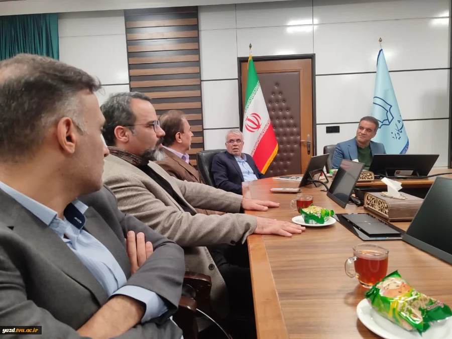 دیدار هیات رئیسه دانشگاه ملی مهارت استان یزد با رئیس دانشگاه یزد 5