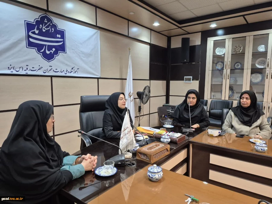 برگزاری کارگاه «تغذیه آگاهانه، زندگی سالم» در آموزشکده ملی مهارت دختران یزد
 2