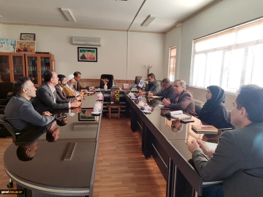 برگزاری جلسه هیات رئیسه دانشگاه ملی مهارت استان یزد 7