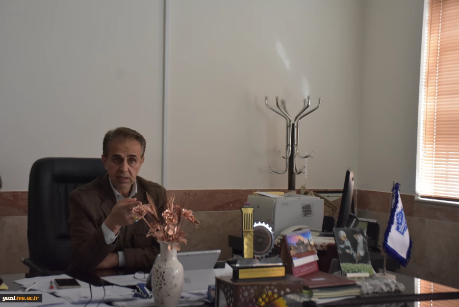 برگزاری دومین جلسه بنیاد حامیان در دانشگاه ملی مهارت استان یزد 5